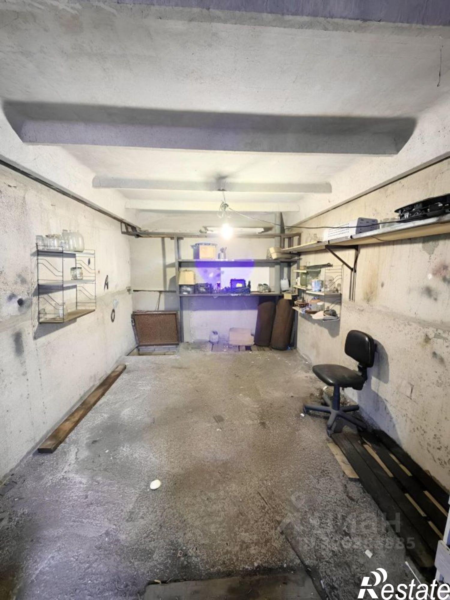 Купить гараж, место в паркинге за 200 016 рублей на ул Профсоюзная, 14