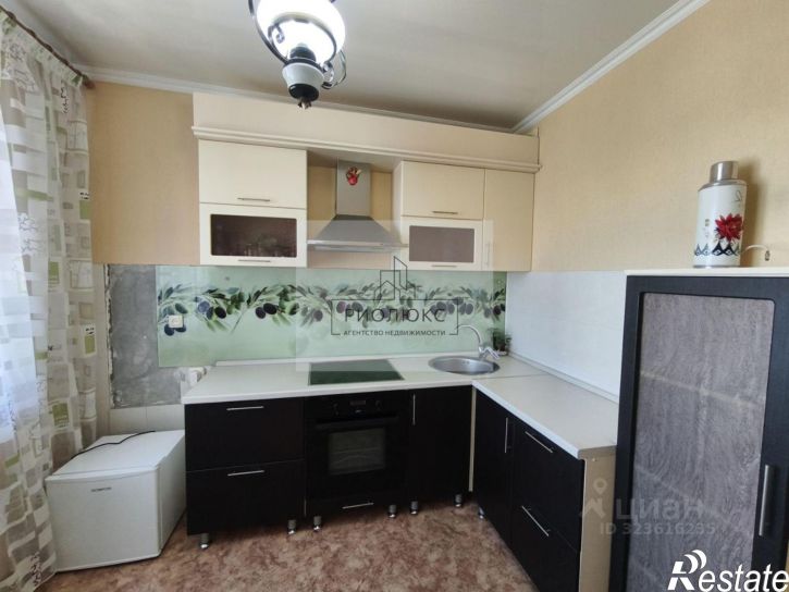 3-комн квартира улица Сталеваров, 15/2,  д. 15/2