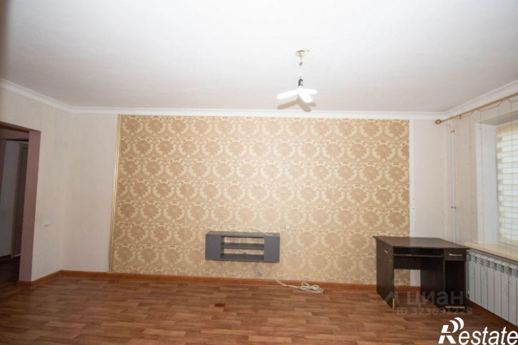 3-комн квартира ул Зеленый лог, 52,  д. 52