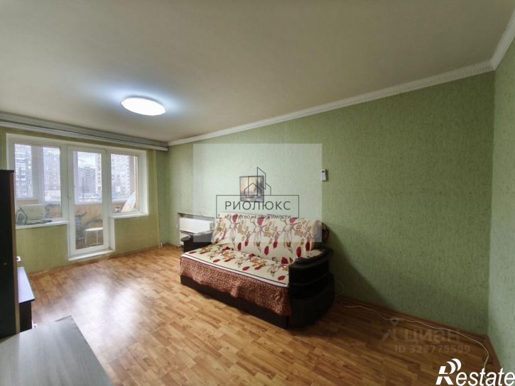 4-комн квартира Советская улица, 215,  д. 215