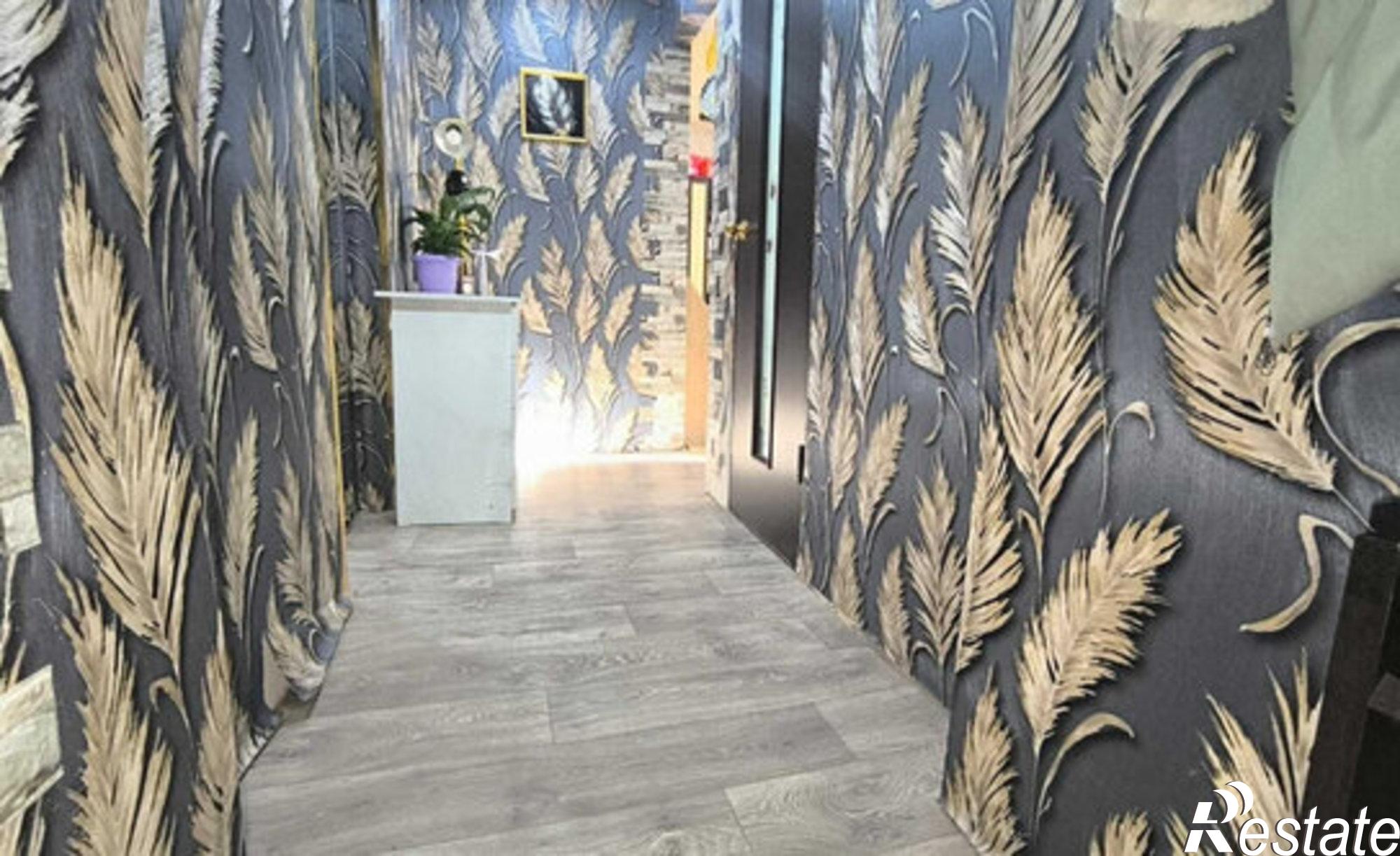 Купить квартиру за 2 400 000 рублей на улица Казакова, 10