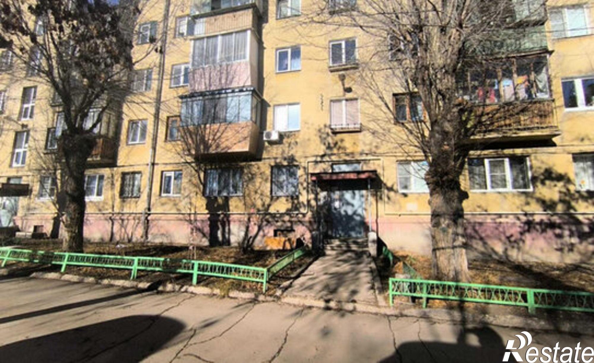 Купить квартиру за 2 400 000 рублей на улица Казакова, 10