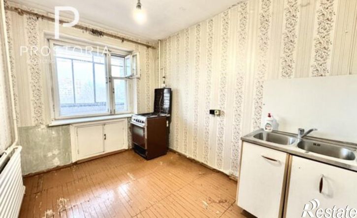 3-комн квартира улица Жукова, 8,  д. 8