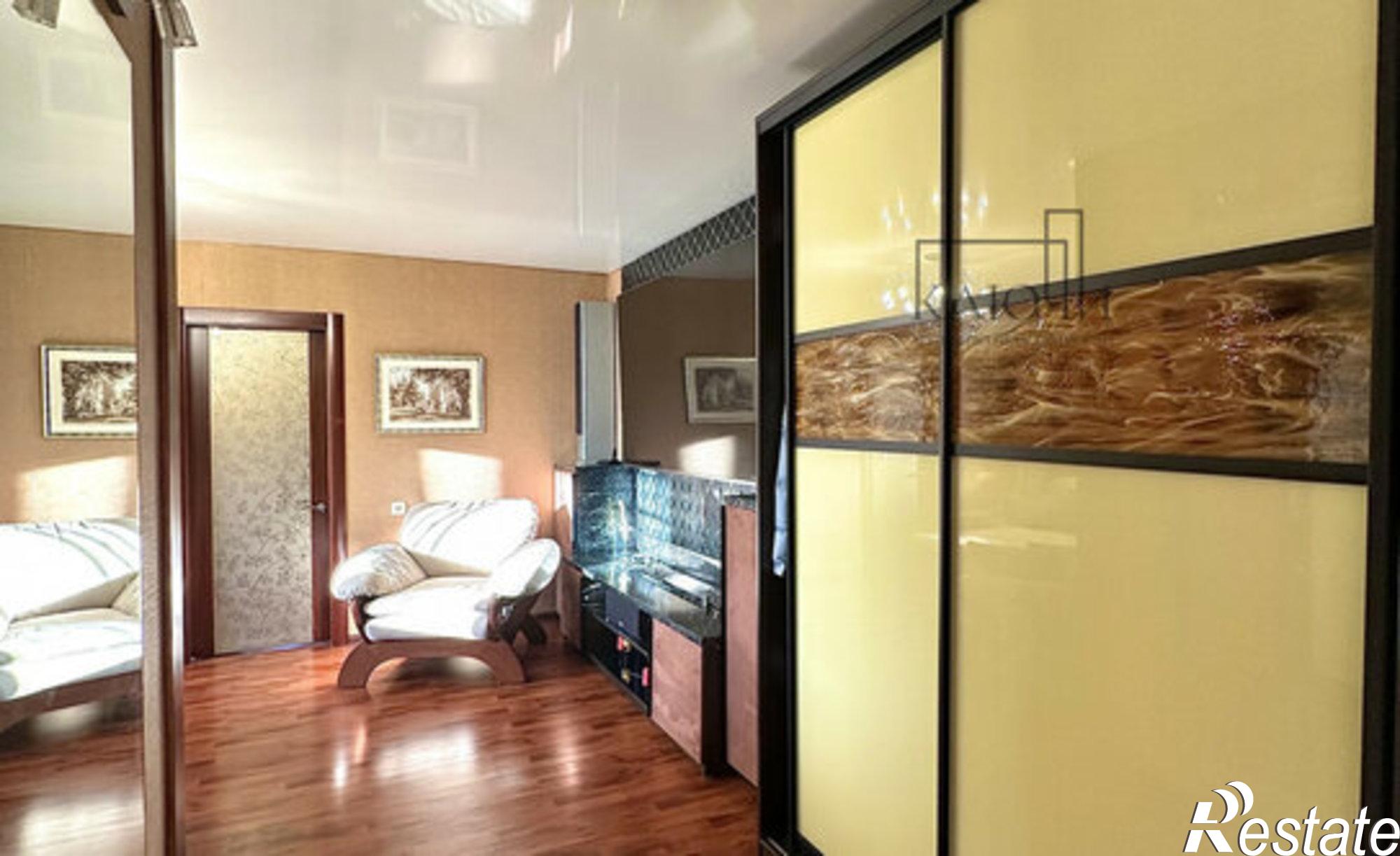 Купить квартиру за 5 600 000 рублей на ул Доменщиков, 19