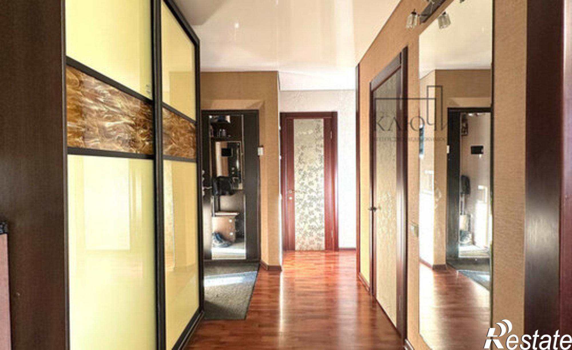 Купить квартиру за 5 600 000 рублей на ул Доменщиков, 19