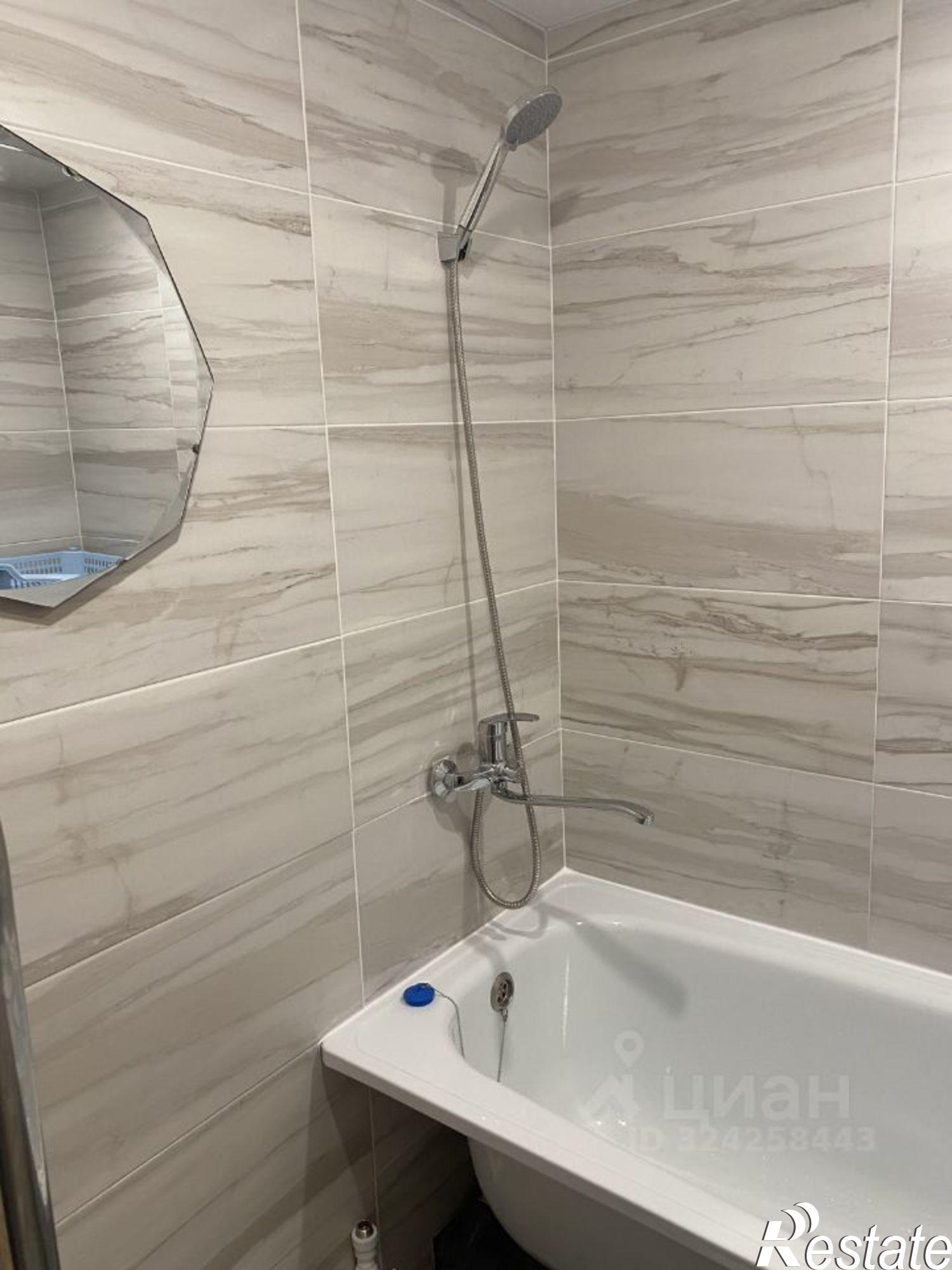 Сдать квартиру за 15 000 рублей на ул Калмыкова, 14