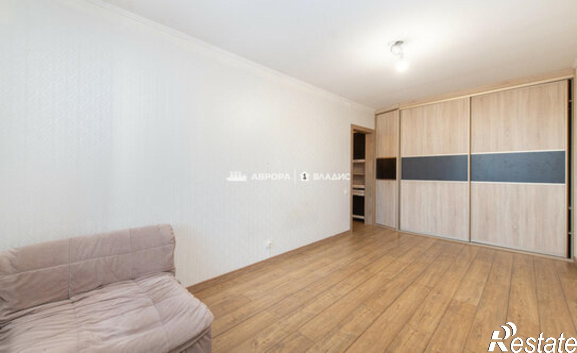 Купить квартиру за 2 700 000 рублей на проспект Карла Маркса, 231/3