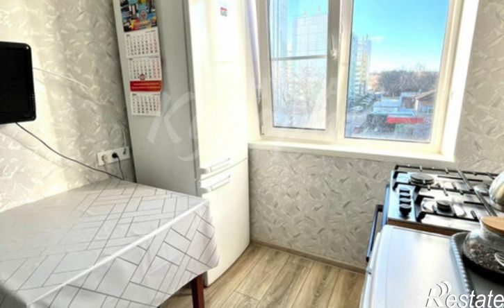 4-комн квартира Лесопарковая улица, 94,  д. 94