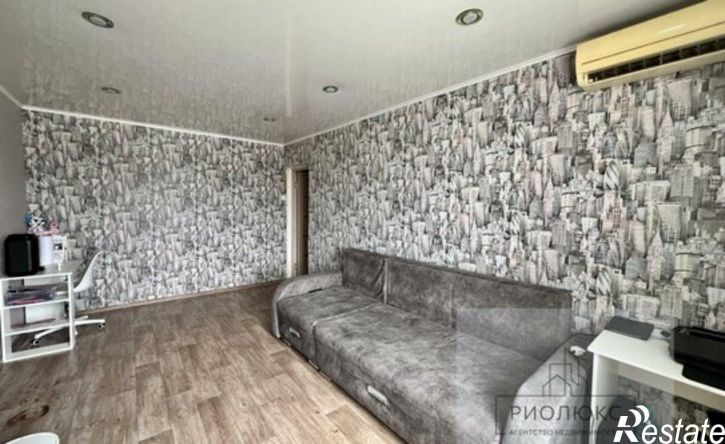2-комн квартира улица Завенягина, 16,  д. 16