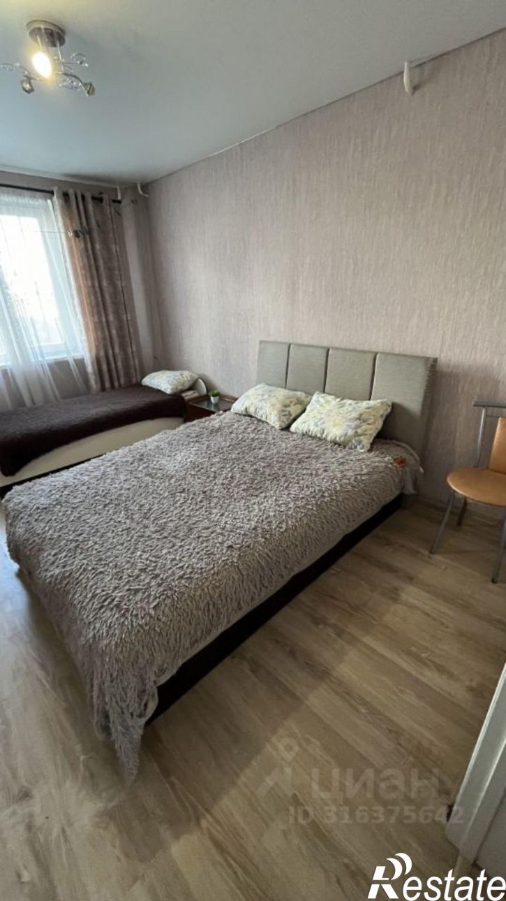 3-комн квартира улица Завенягина, 3,  д. 3
