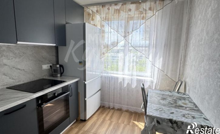 3-комн квартира ул Завенягина, 1 1,  д. 1 1,  к. 1