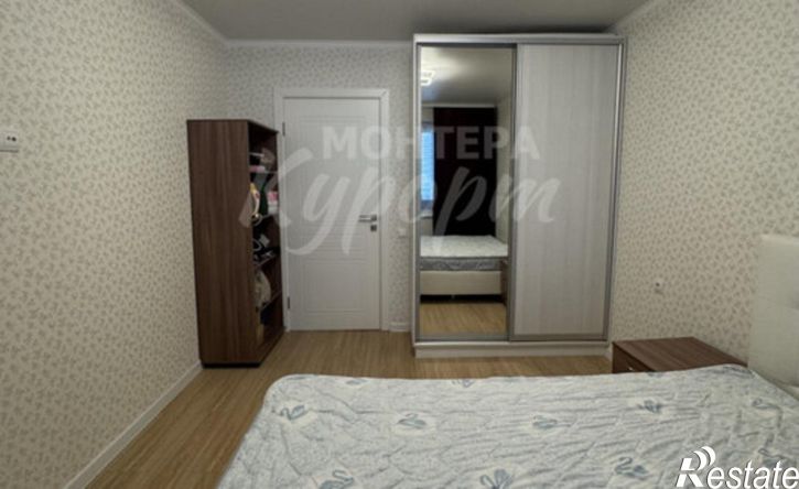3-комн квартира ул Завенягина, 1 1,  д. 1 1,  к. 1