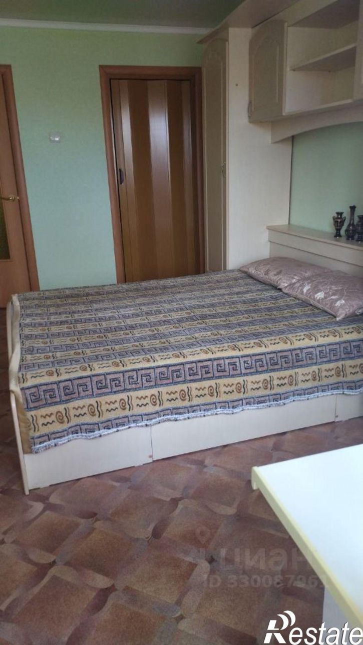 2-комн квартира улица Сталеваров, 18,  д. 18