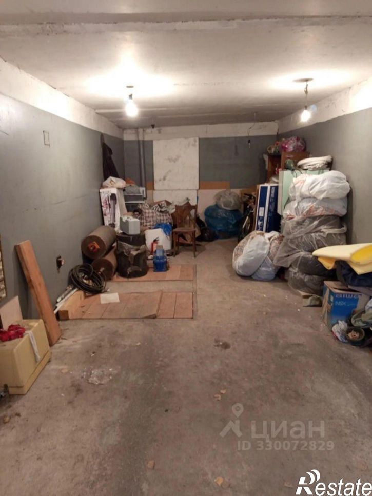 Гараж/парковка ул Труда, 42,  д. 42