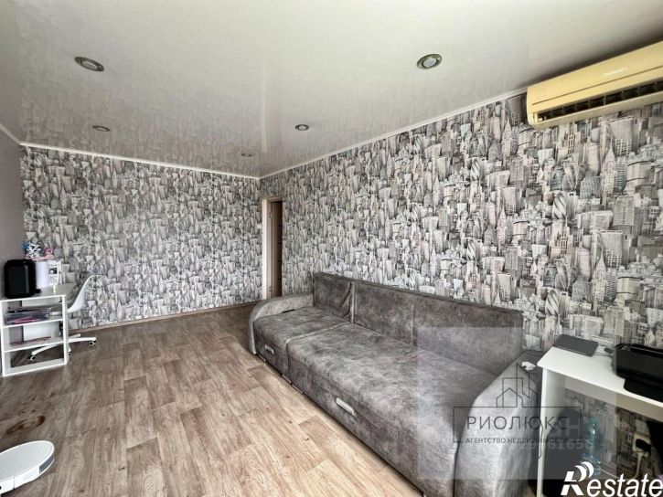 2-комн квартира улица Завенягина, 16,  д. 16