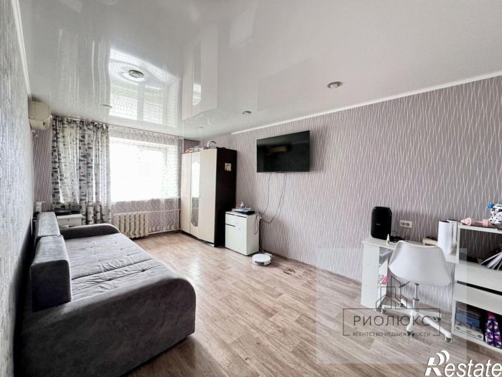 2-комн квартира улица Завенягина, 16,  д. 16