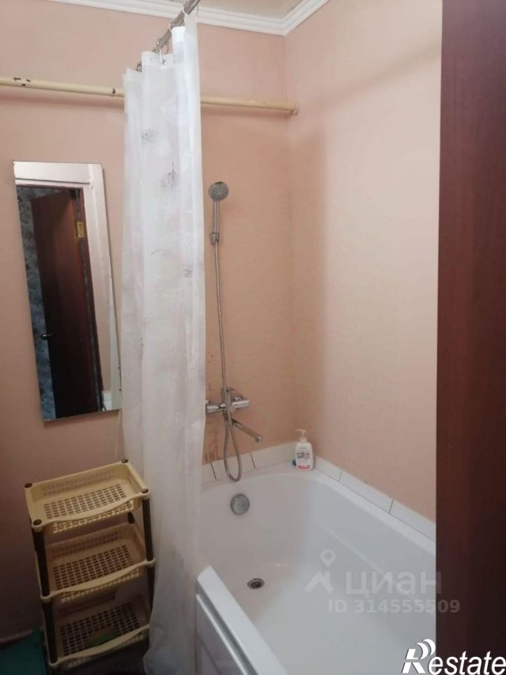 2-комн квартира улица Галиуллина, 49,  д. 49