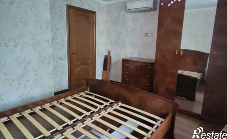 2-комн квартира улица 50-летия Магнитки, 64,  д. 64