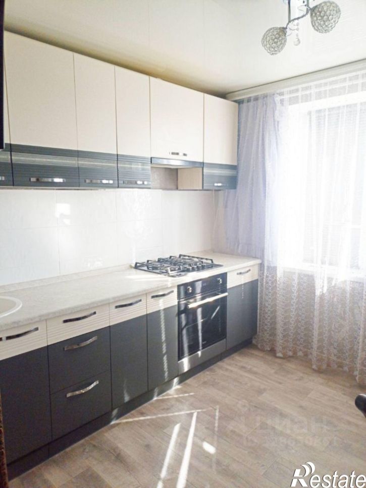 2-комн квартира улица Зелёный Лог, 56,  д. 56