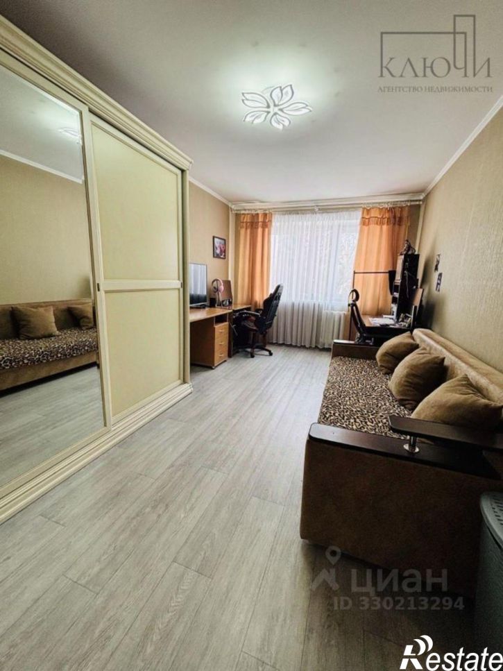 3-комн квартира улица Суворова, 126,  д. 126