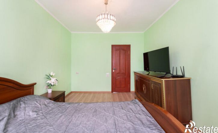 3-комн квартира ул Жукова, 1,  д. 1