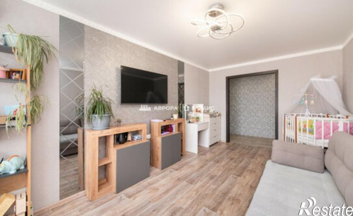 3-комн квартира улица Жукова, 20,  д. 20