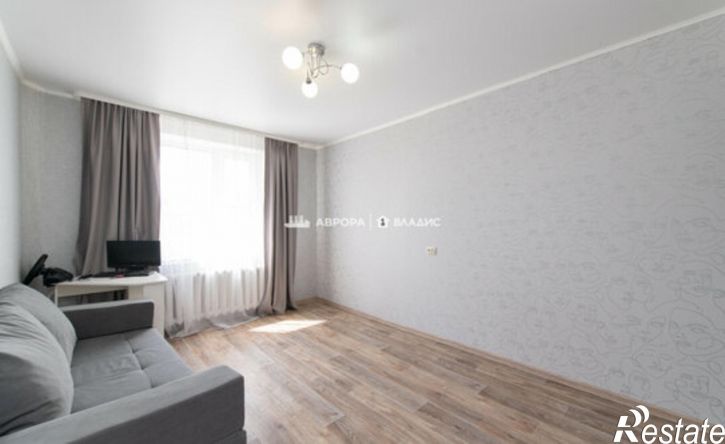 3-комн квартира улица Жукова, 20,  д. 20