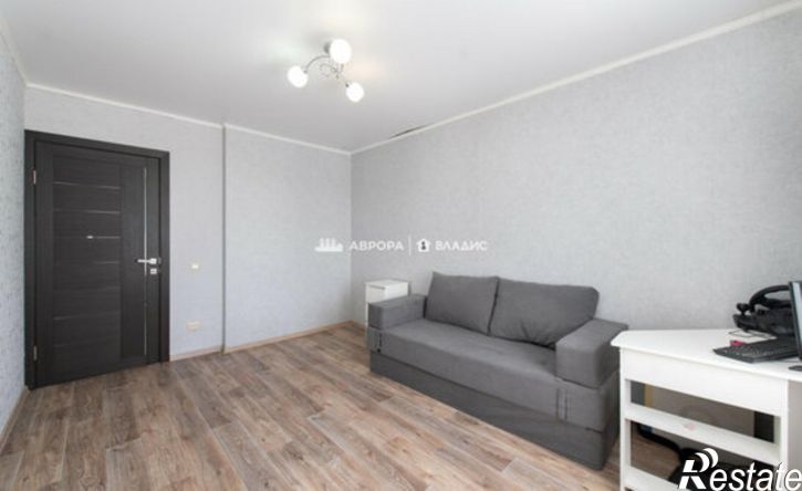 3-комн квартира улица Жукова, 20,  д. 20