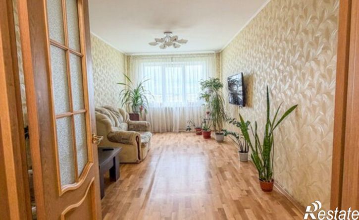 3-комн квартира улица Завенягина, 12,  д. 12