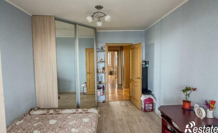 3-комн квартира улица Завенягина, 12,  д. 12