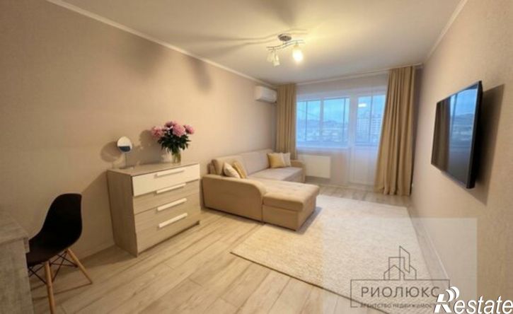 2-комн квартира улица Галиуллина, 7/2,  д. 7/2