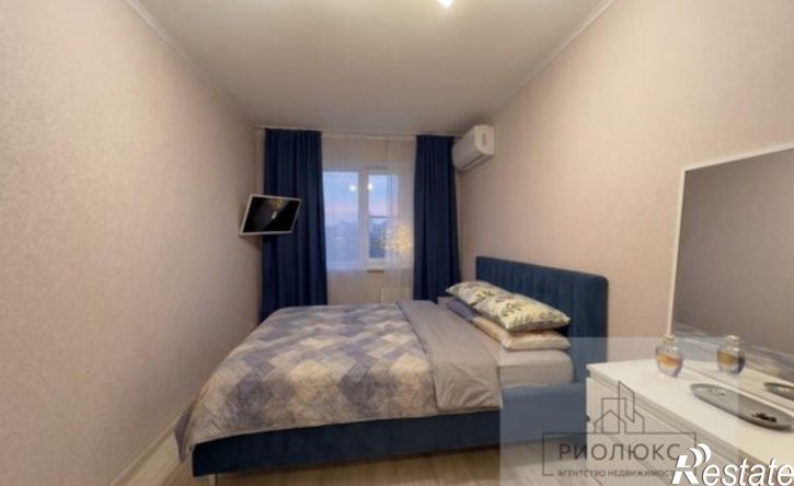 2-комн квартира улица Галиуллина, 7/2,  д. 7/2