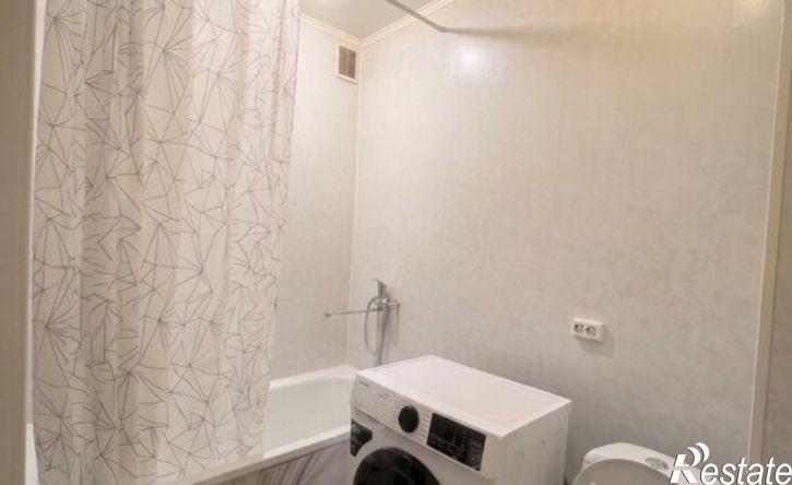 2-комн квартира улица Галиуллина, 7/2,  д. 7/2
