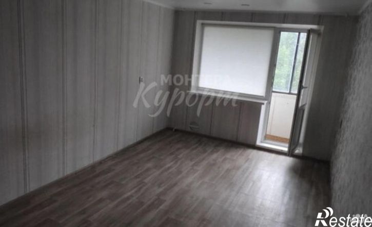 1-комн квартира улица Доменщиков, 13/1,  д. 13/1