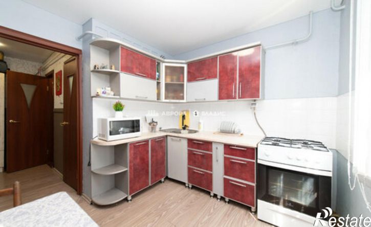 2-комн квартира улица Ворошилова, 4,  д. 4