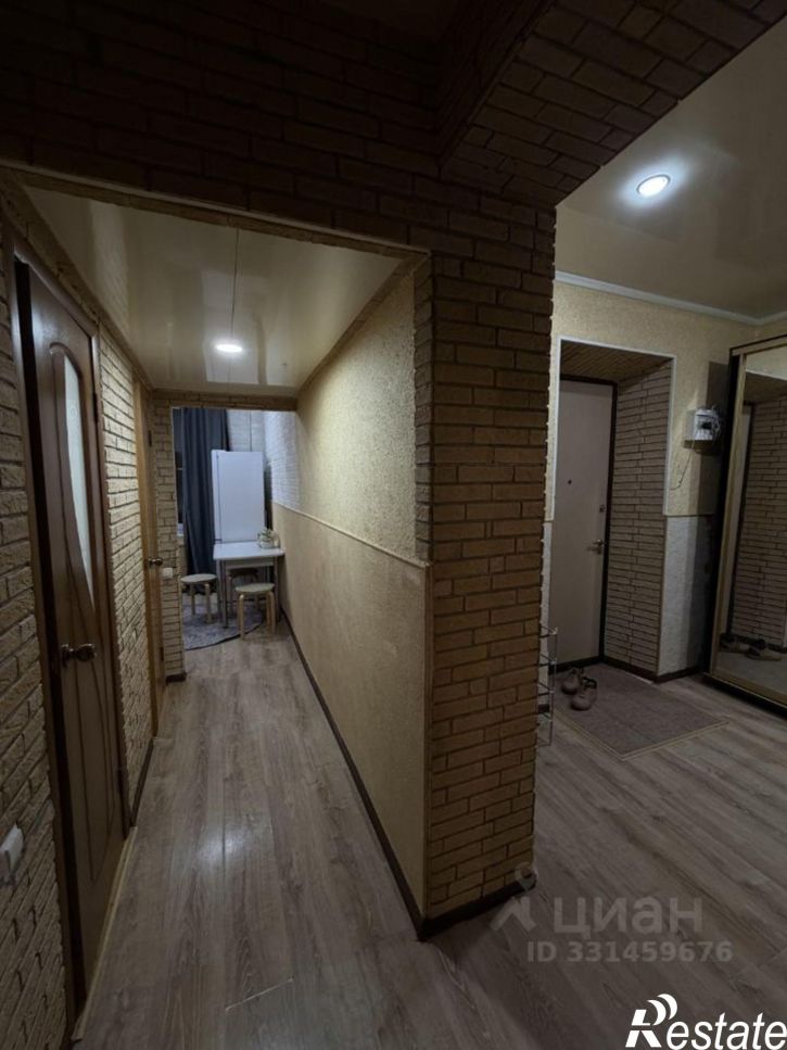 2-комн квартира улица Строителей, 58,  д. 58