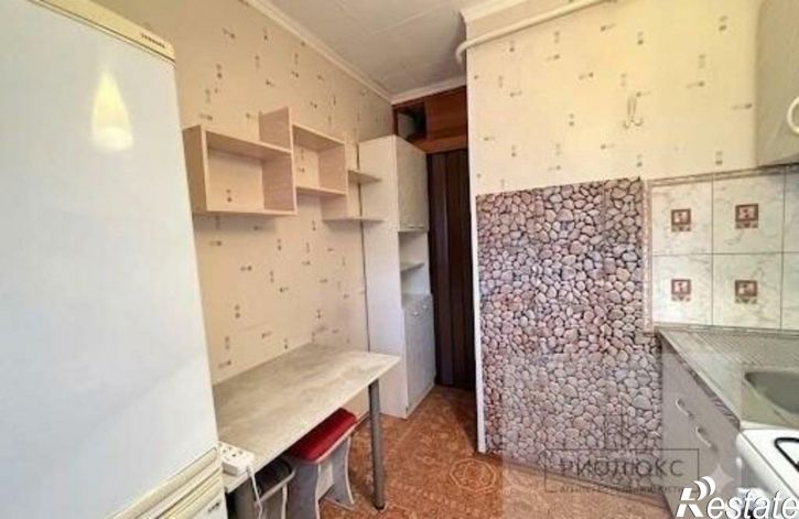 2-комн квартира улица Суворова, 130,  д. 130