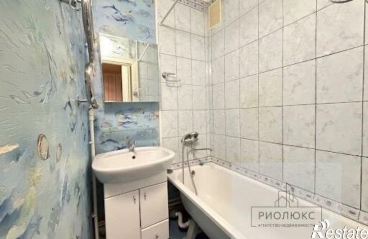 2-комн квартира улица Суворова, 130,  д. 130