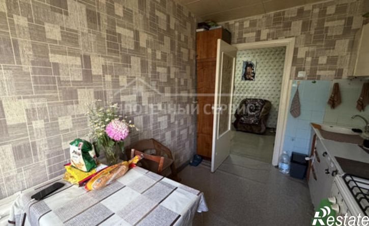 2-комн квартира ул 50-летия Магнитки, 64,  д. 64