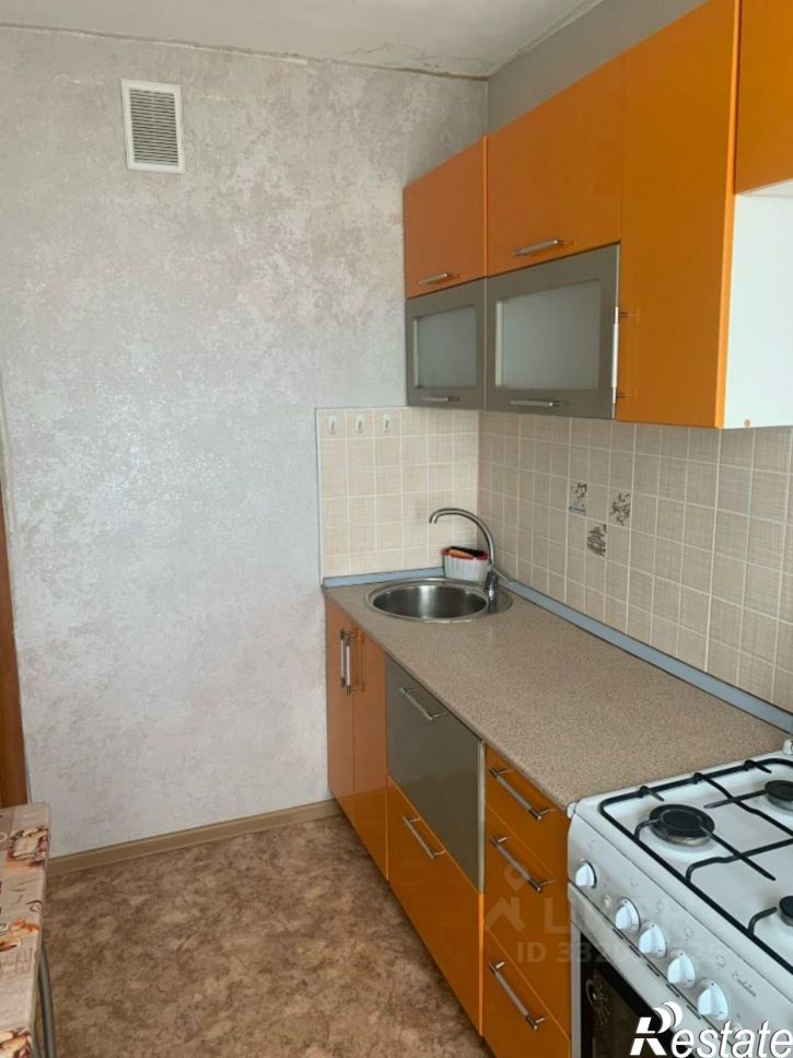 3-комн квартира ул Доменщиков, 28,  д. 28