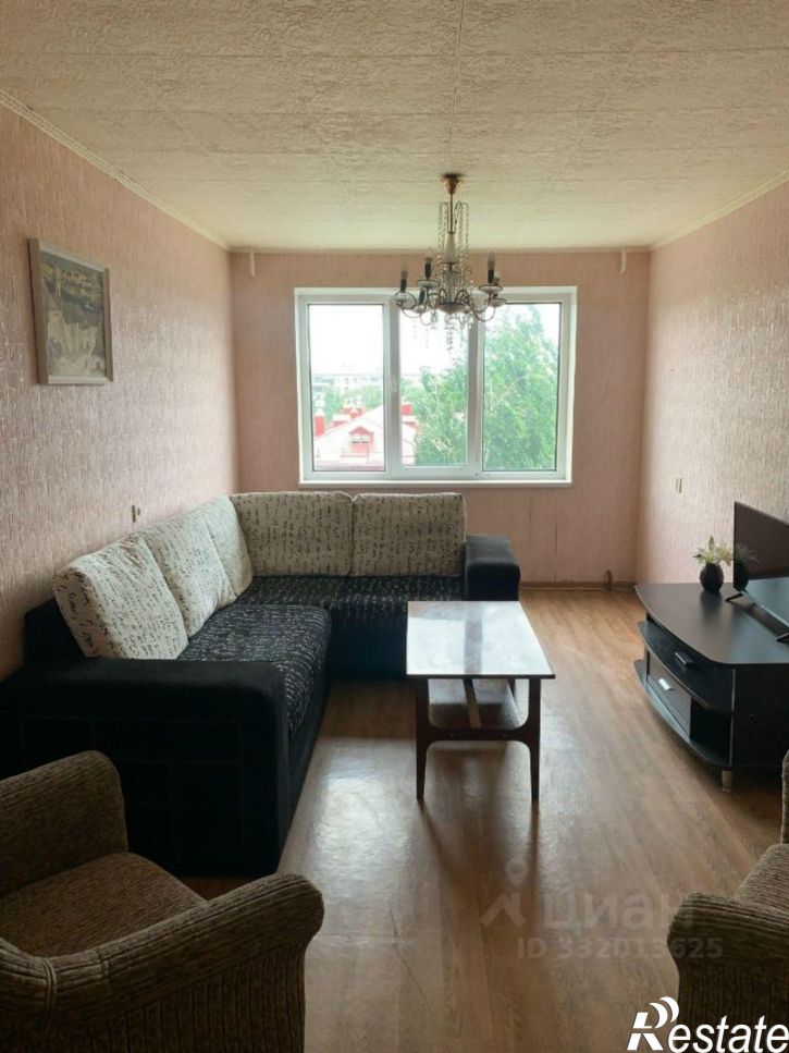 3-комн квартира ул Доменщиков, 28,  д. 28