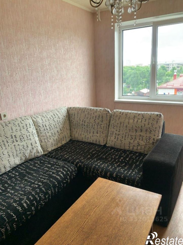 3-комн квартира ул Доменщиков, 28,  д. 28