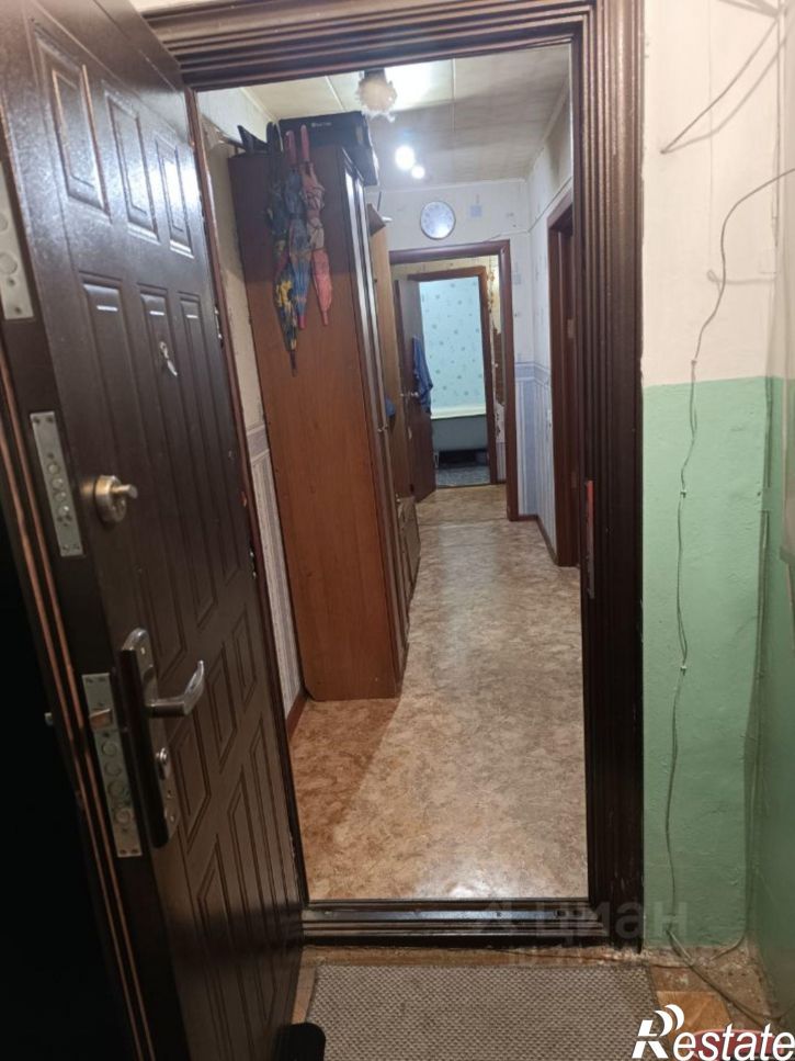 3-комн квартира ул Завенягина, 1,  д. 1