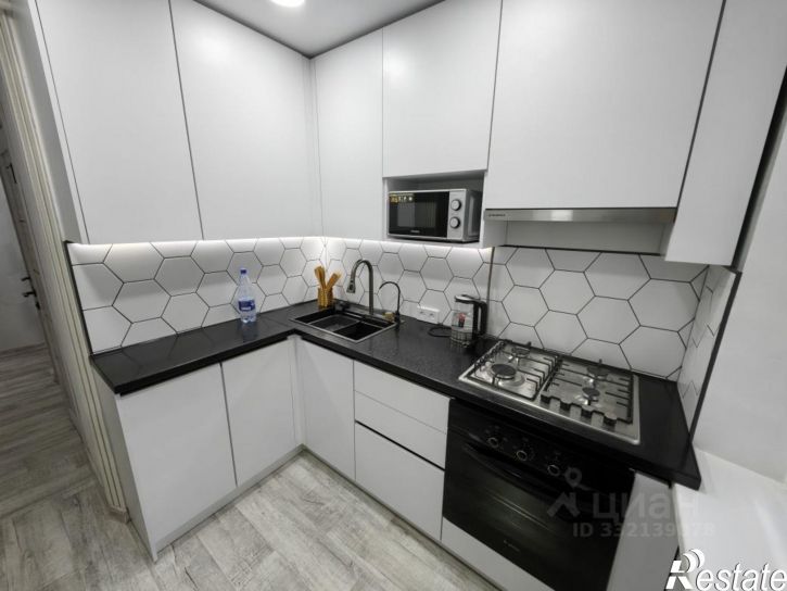 3-комн квартира ул Галиуллина, 11/2,  д. 11/2