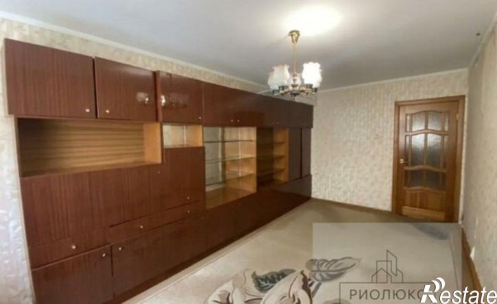 2-комн квартира пр-кт Карла Маркса, 111/2,  д. 111/2