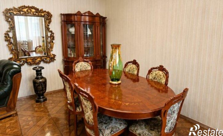 4-комн квартира ул Горького, 28,  д. 28