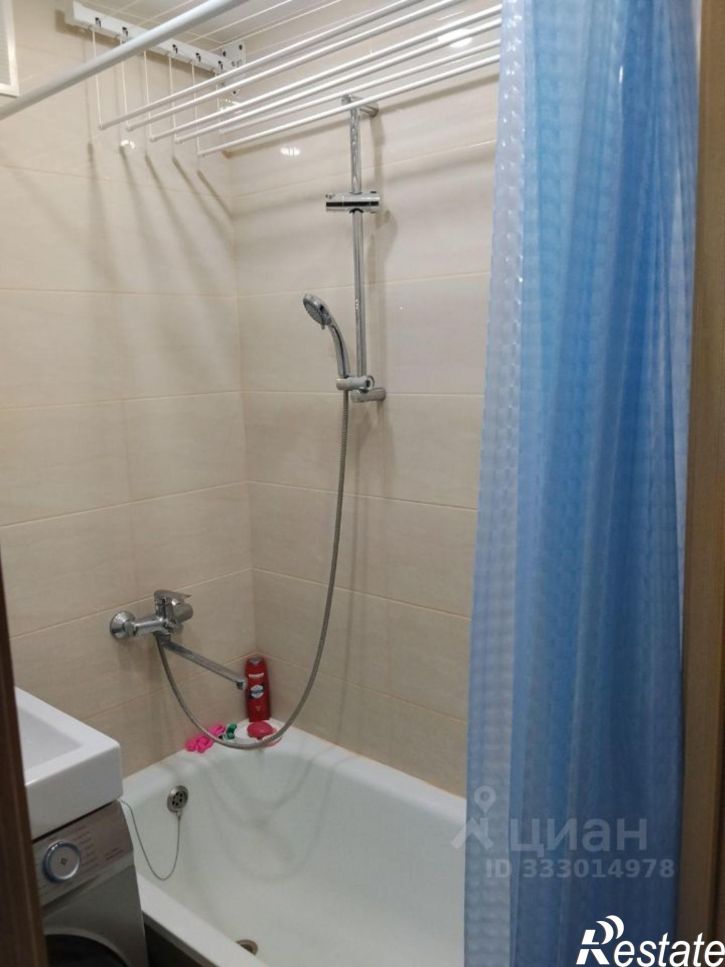 2-комн квартира ул Доменщиков, 1,  д. 1