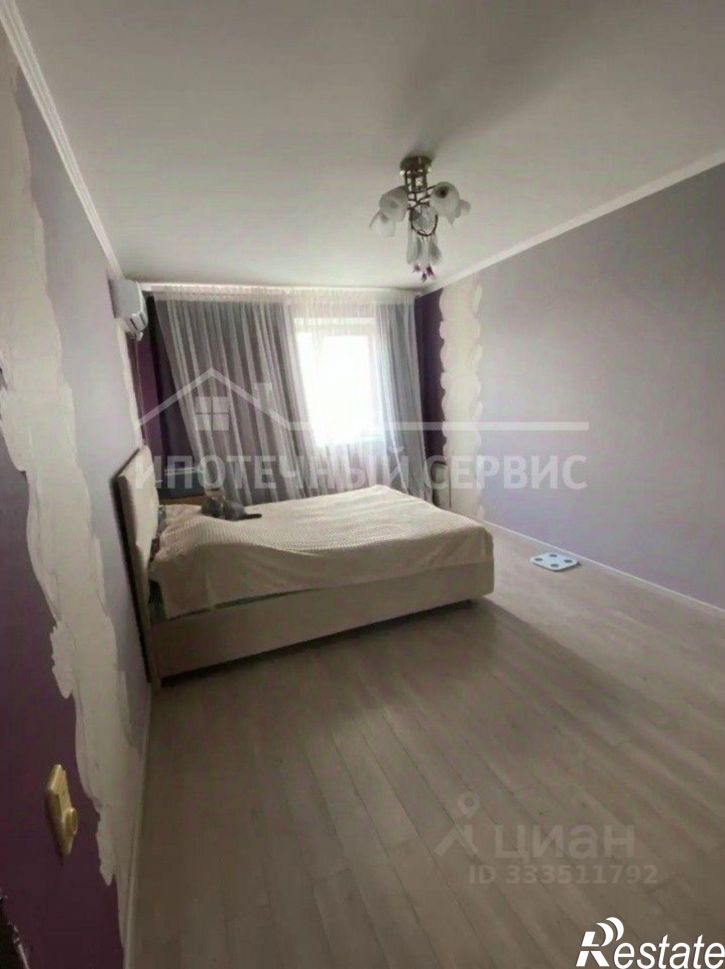 3-комн квартира ул Суворова, 126/1,  д. 126/1