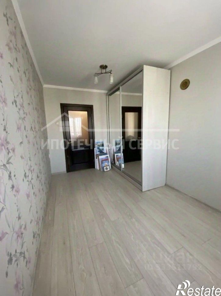 3-комн квартира ул Суворова, 126/1,  д. 126/1