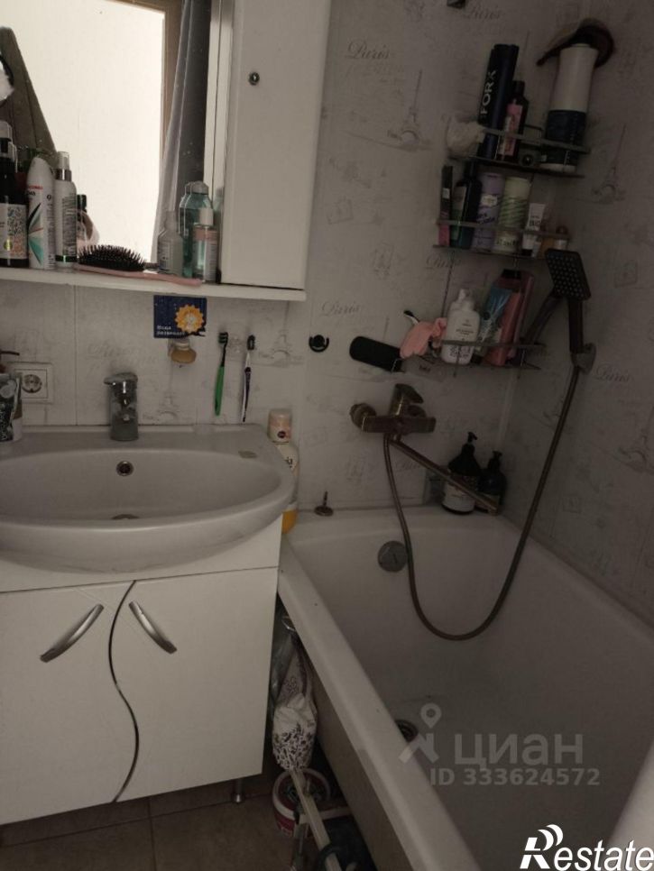 3-комн квартира Октябрьская улица, 19/1,  д. 19/1